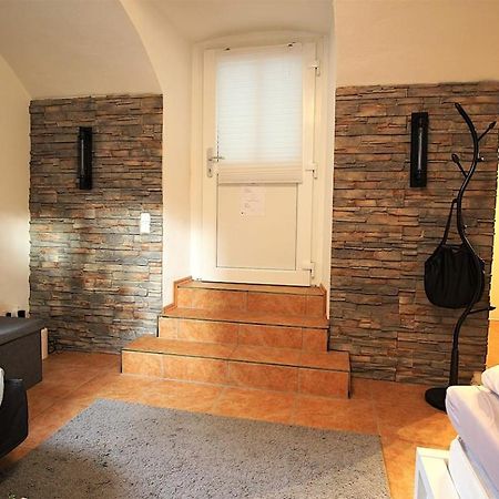 Fully Equipped Apartment Near Main Station Würzburg Eksteriør bilde