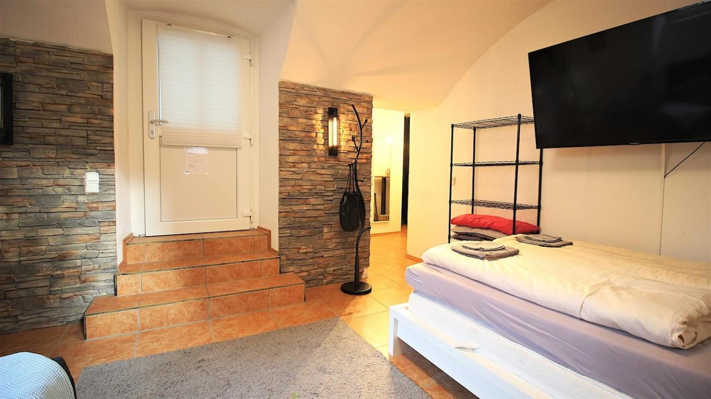 Fully Equipped Apartment Near Main Station Würzburg Eksteriør bilde