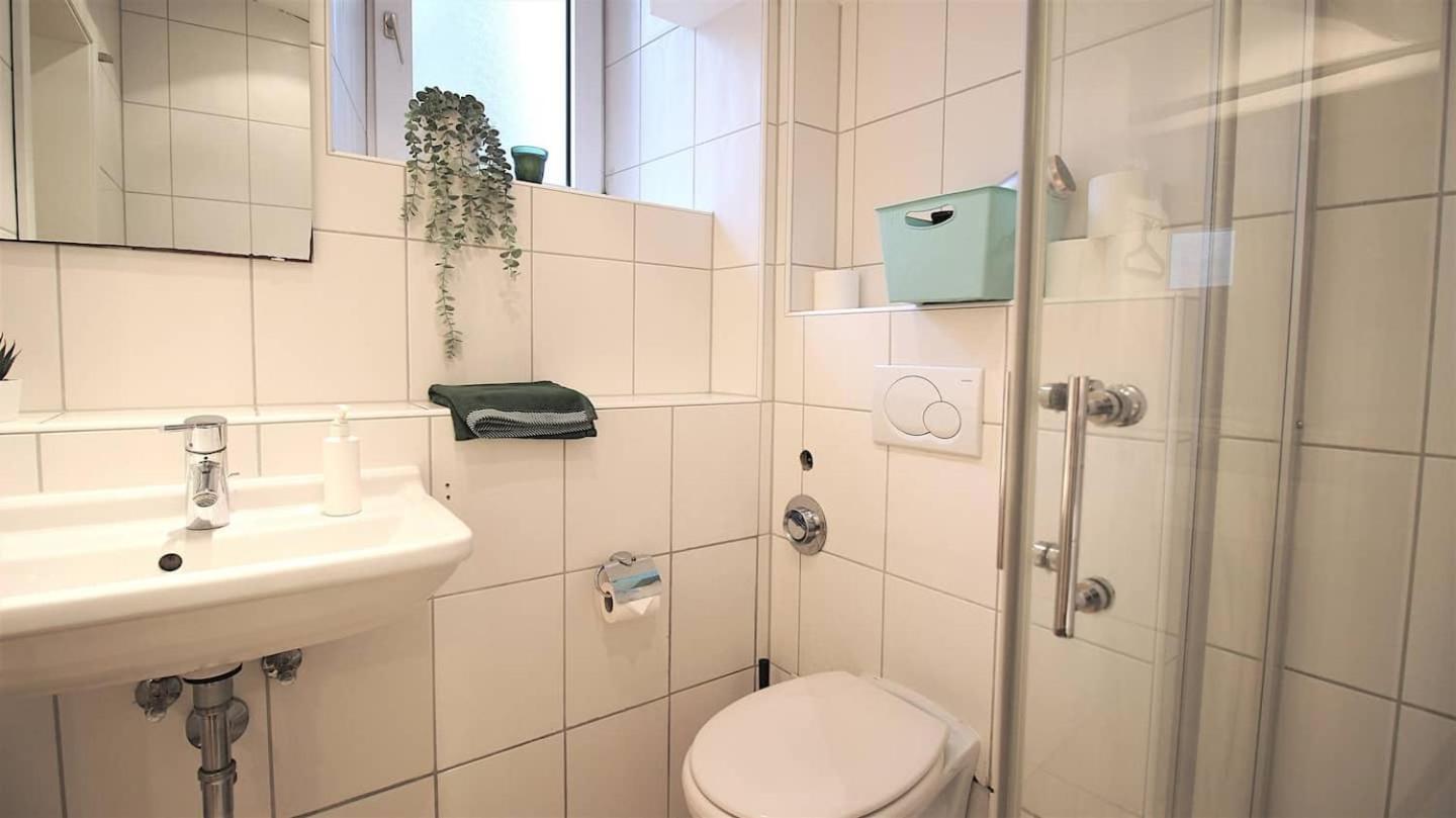Fully Equipped Apartment Near Main Station Würzburg Eksteriør bilde