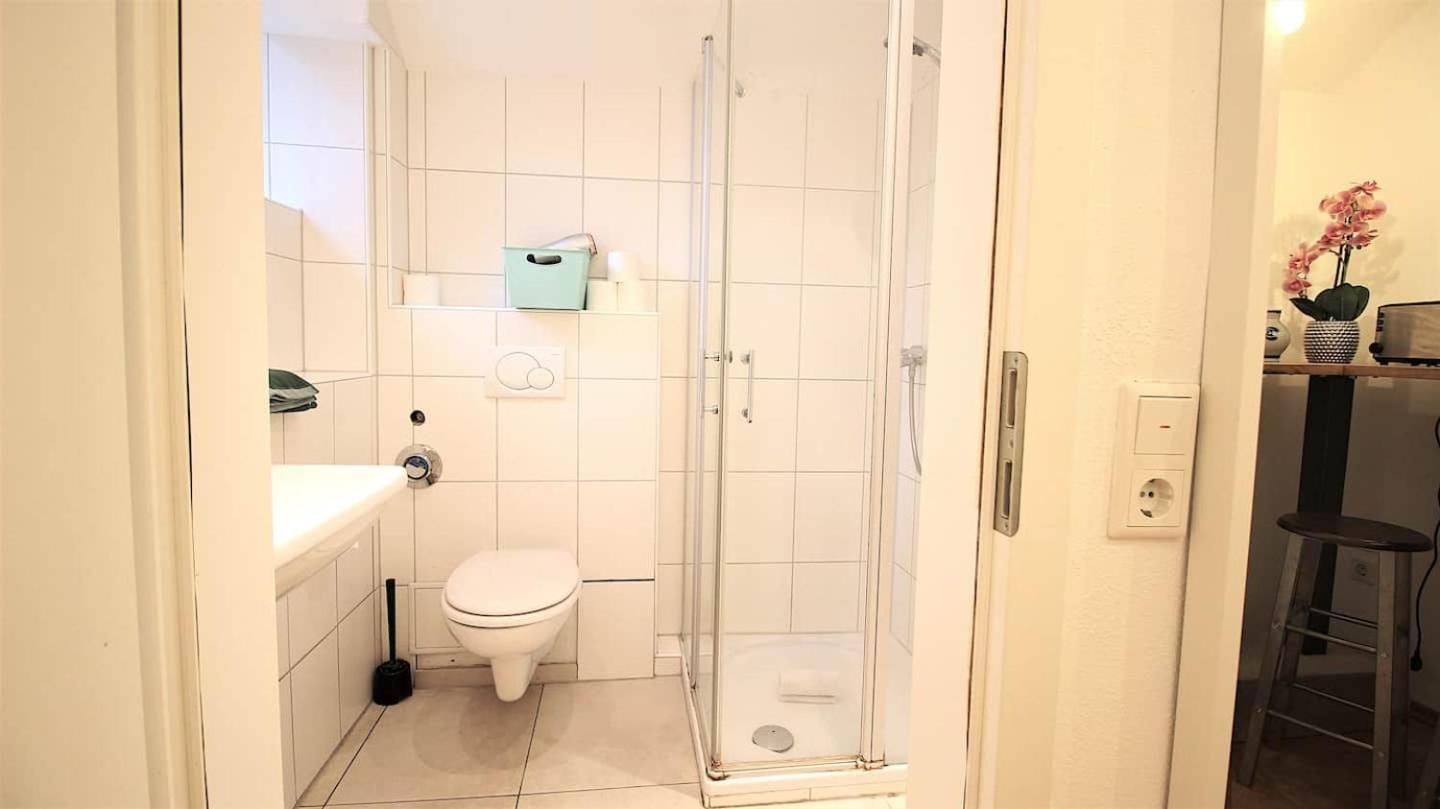 Fully Equipped Apartment Near Main Station Würzburg Eksteriør bilde